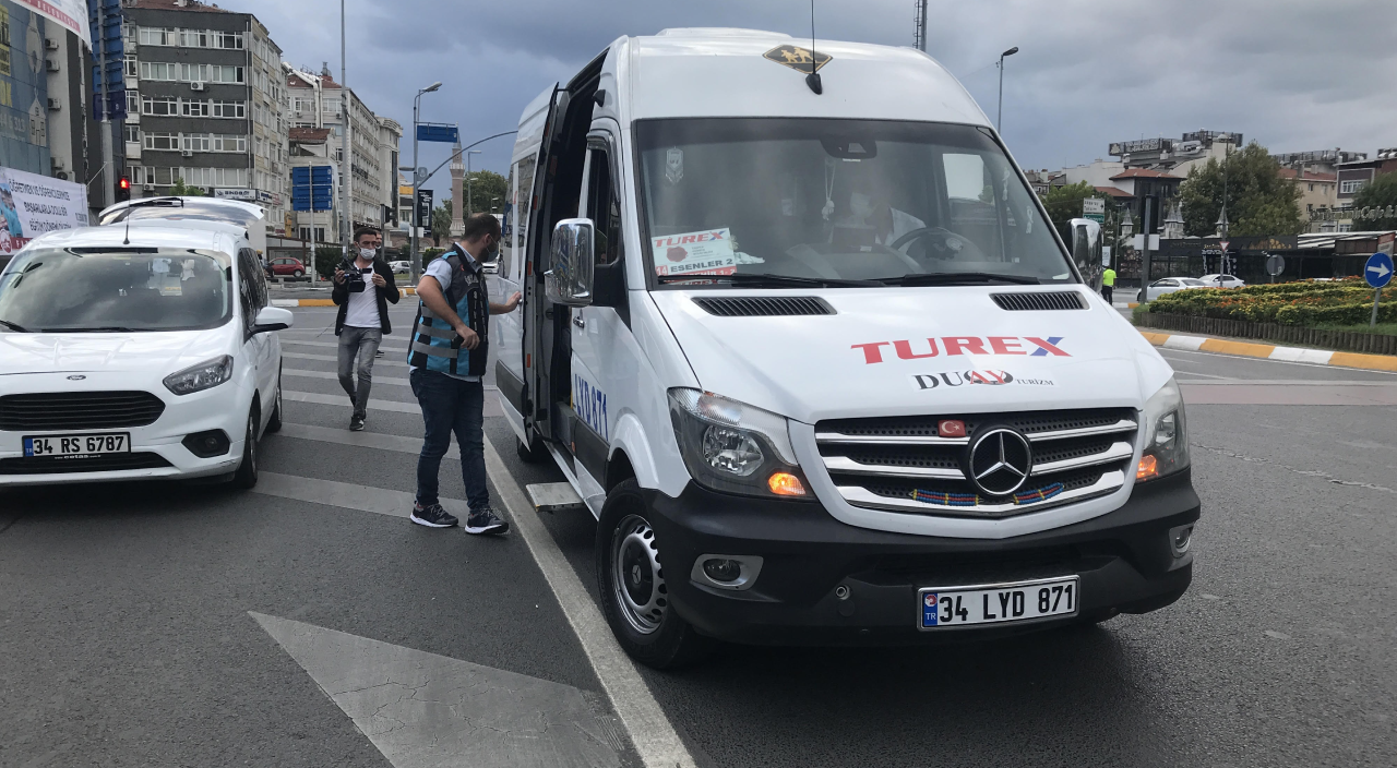 Okulların ilk gününde okul servisleri tek tek denetlendi